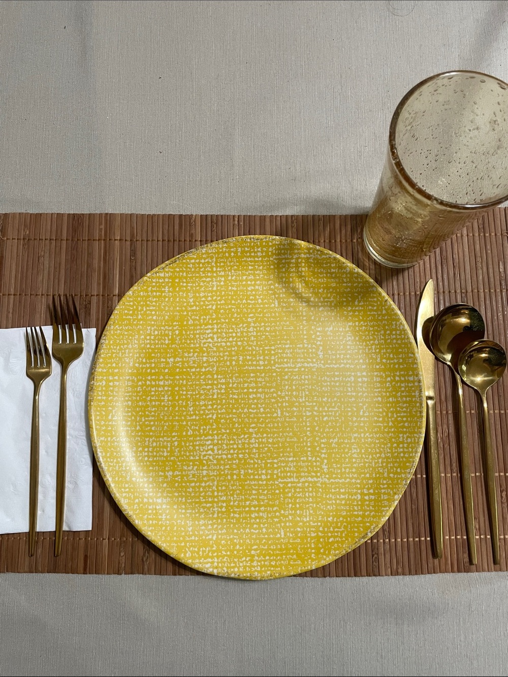 Threshold Yellow Speckledi Melamine Dinner plates - 6